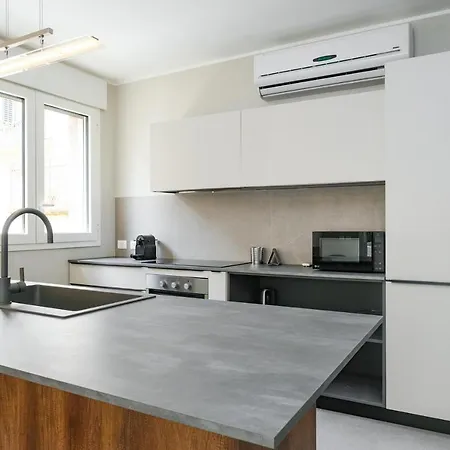 Viam Imbriani Διαμέρισμα *