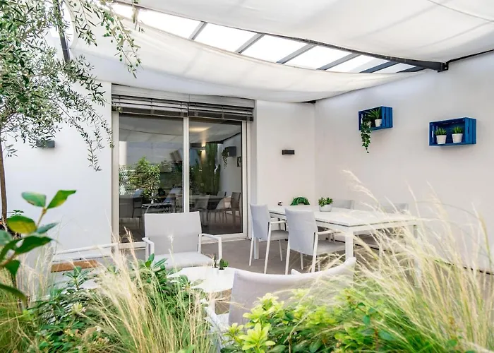 Viam Imbriani Apartman *