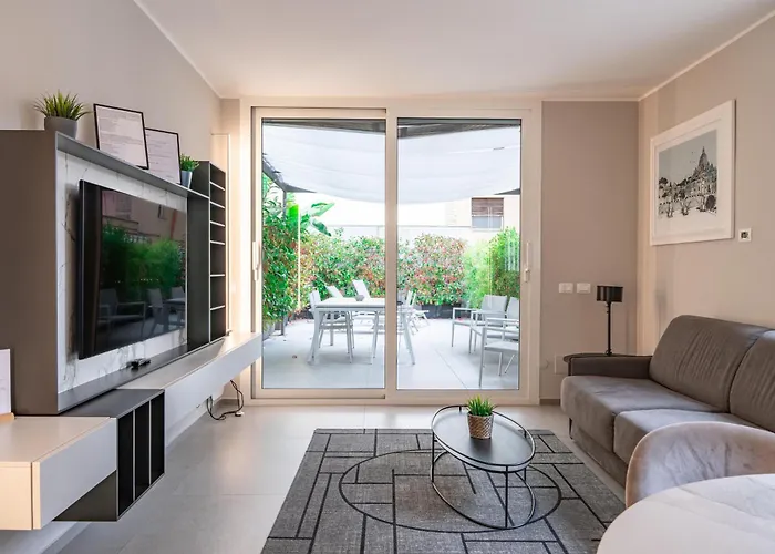 Viam Imbriani Apartman *